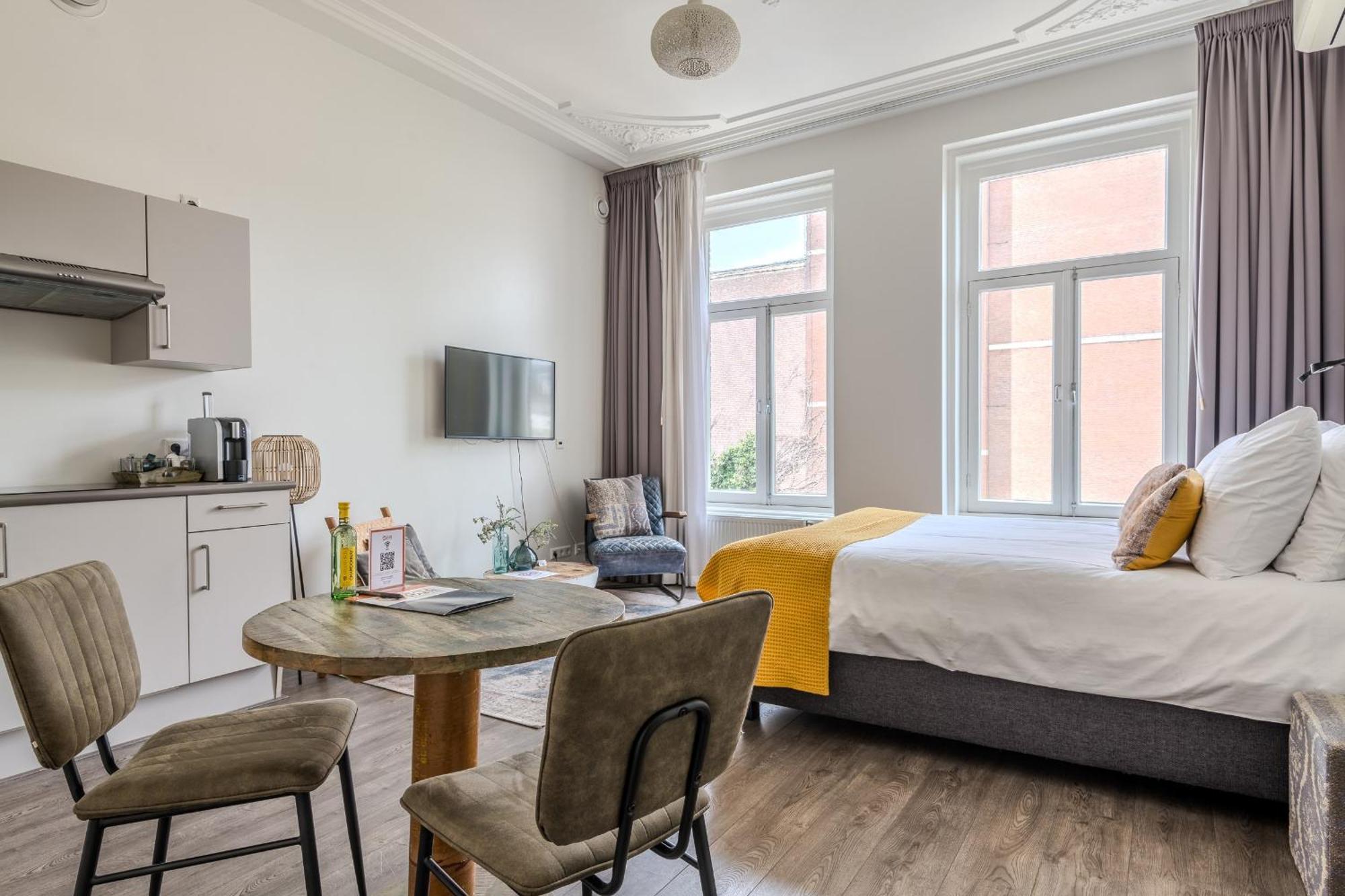 Hotel Oranjestaete Наймеген Екстериор снимка